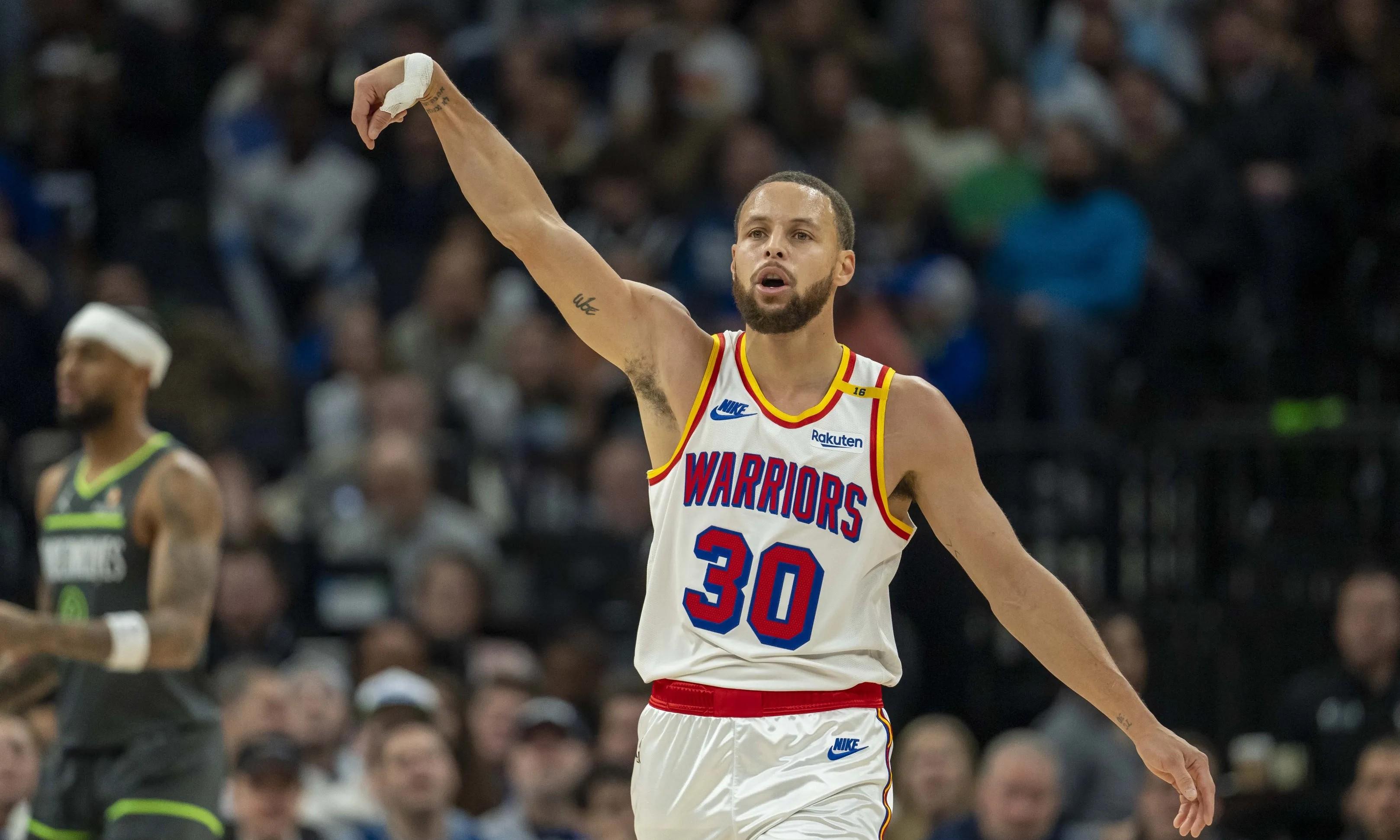 勇士战胜尼克斯,库里三分雨继续 勇士战胜尼克斯,库里三分雨继续