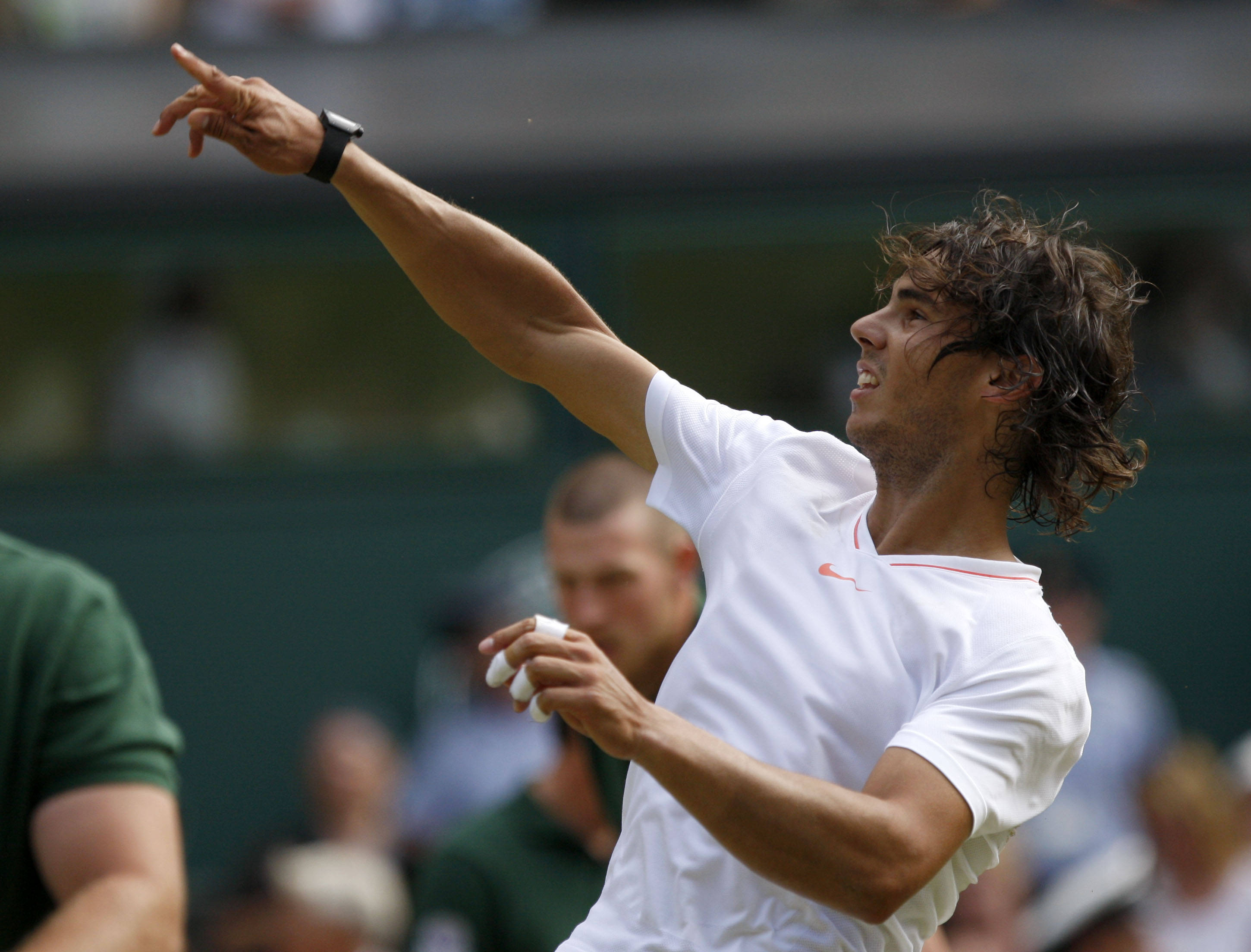 欧洲网球队险胜日本网球队，纳达尔爆发神勇的简单介绍