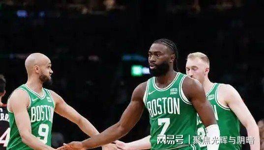 印度队力克德国队，黄鸭组合带队取胜