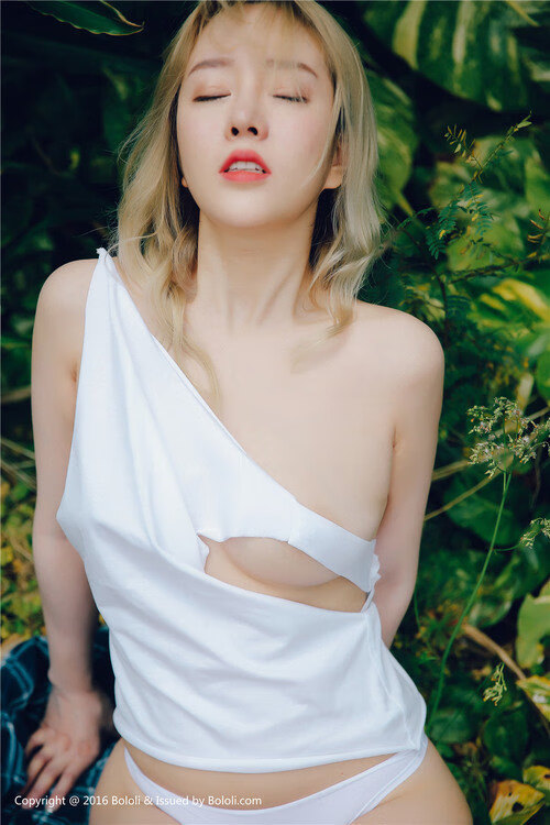 开云体育下载-维尼修斯爆发，技术冲击与巴拉圭节奏掌控的双重奏