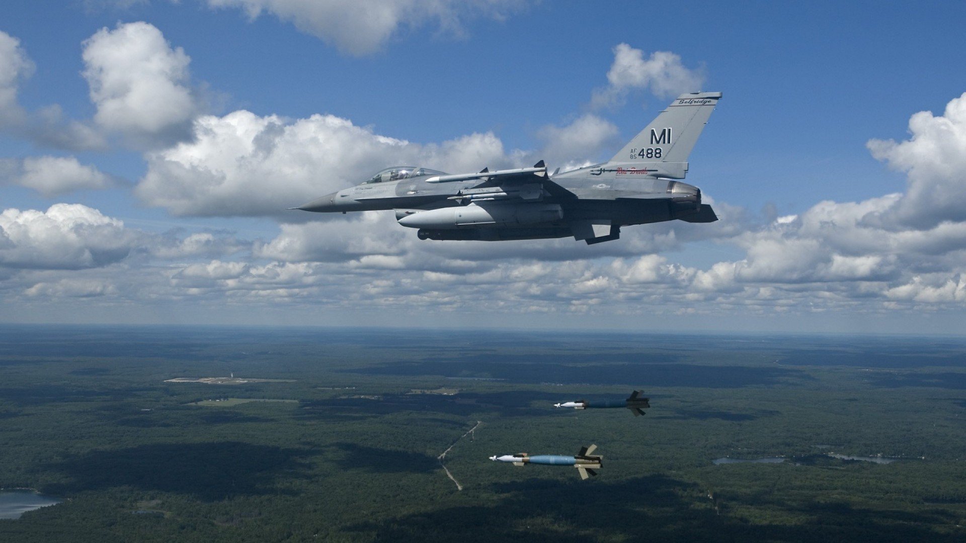 篮足交辉，从NBA总决赛焦点战到苏格兰爆冷波兰的体育启示录