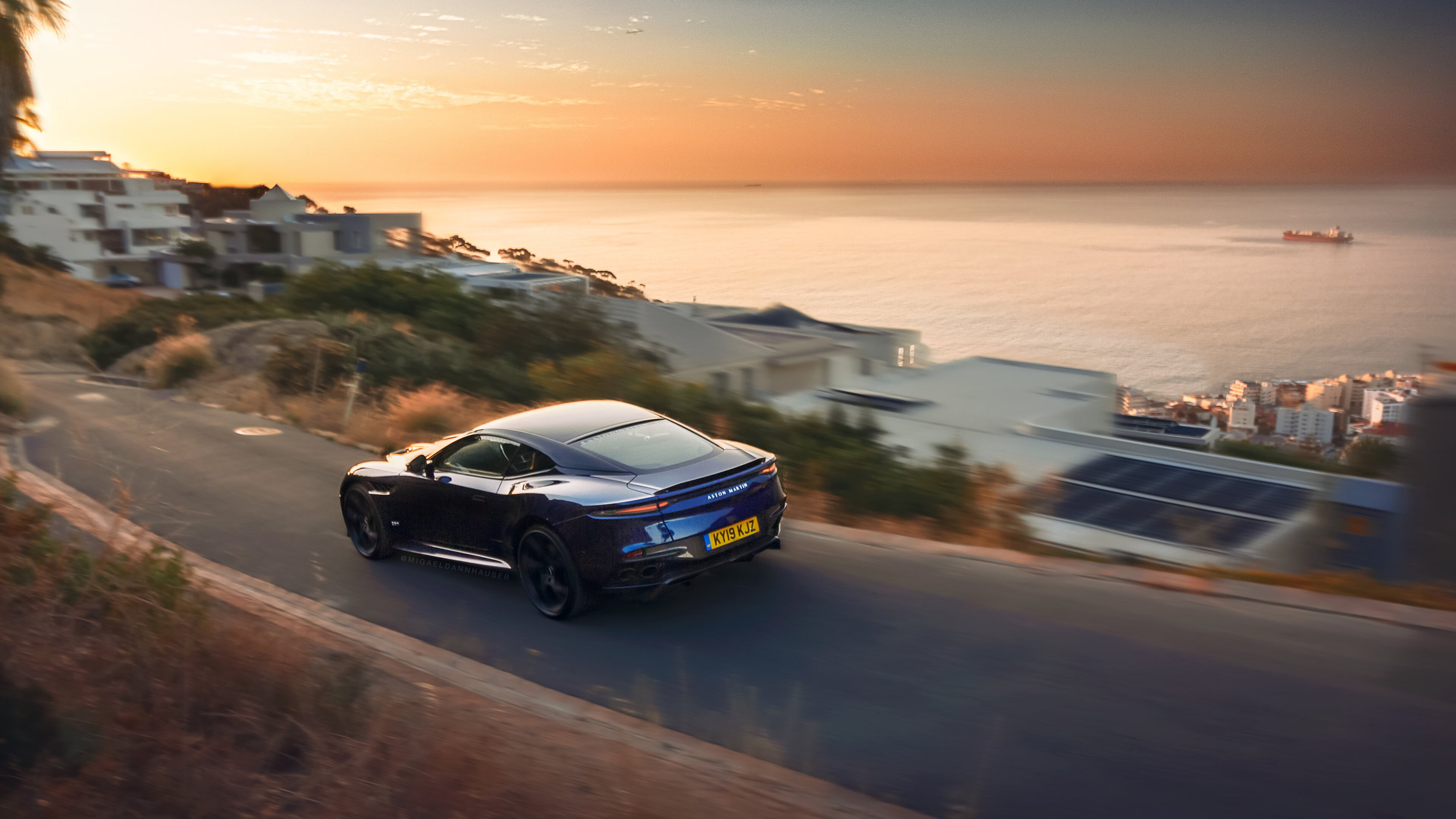 当凯恩在F1赛道完成帽子戏法,一位足球巨星的争冠夜高能输出