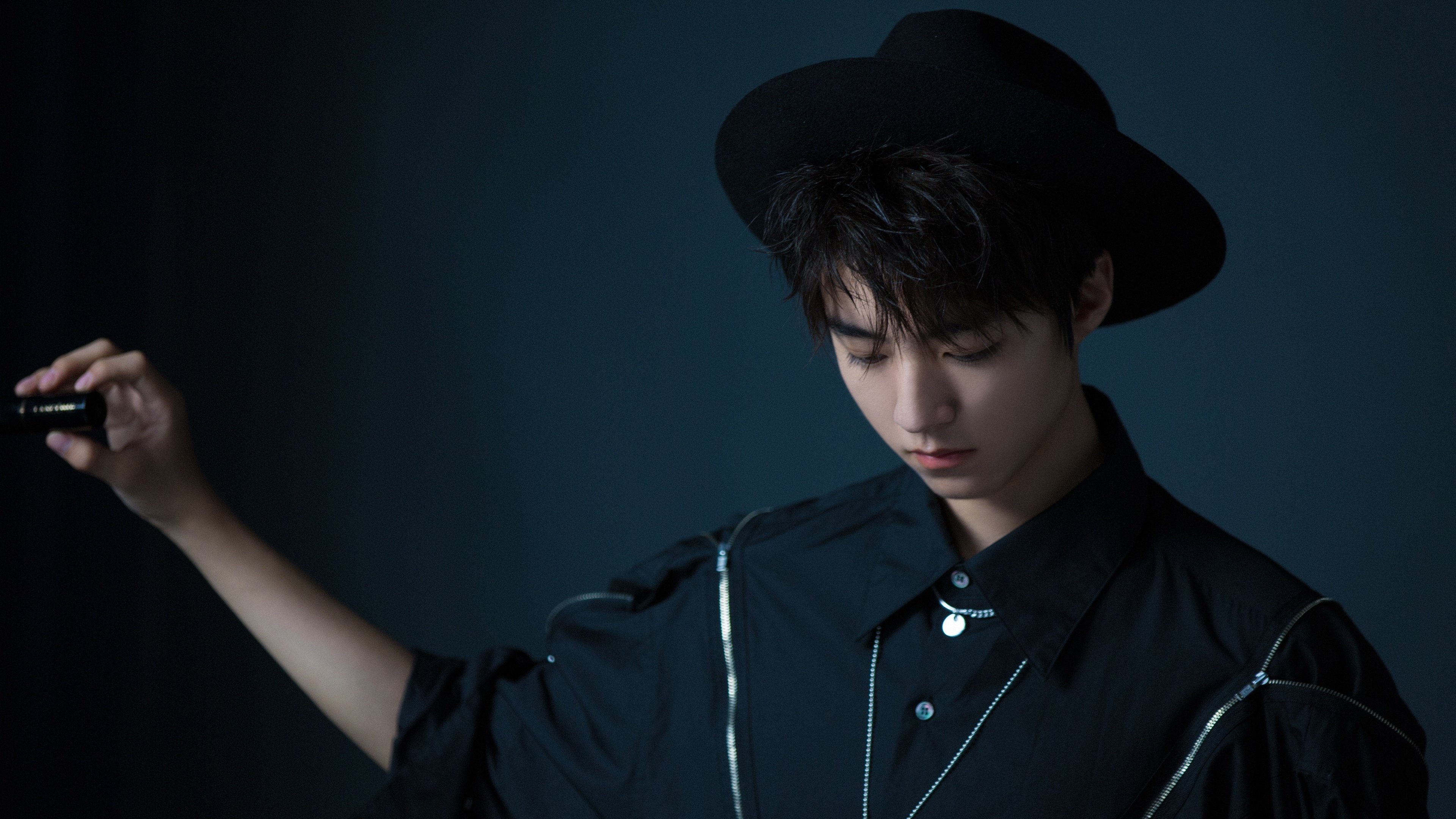 当安哥拉之名响彻伊蒂哈德，奥纳纳，曼联暗夜中的新灯塔